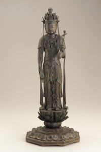 15c. Bodhisattva Avalokiteshvara (Kannon), Japan, Heian period, late 12th century; wood; Freer Gallery of Art and Arthur M. Sackler Gallery, Gift of Charles Lang Freer, F1909.350a-b.
