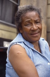 Bessie Harvey, 1987, photo by William Arnett