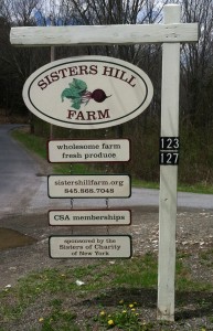 Sisters Hill Farm Sign