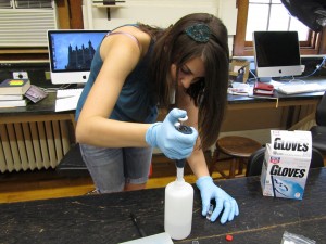 Preparing the control cuvette of distilled water