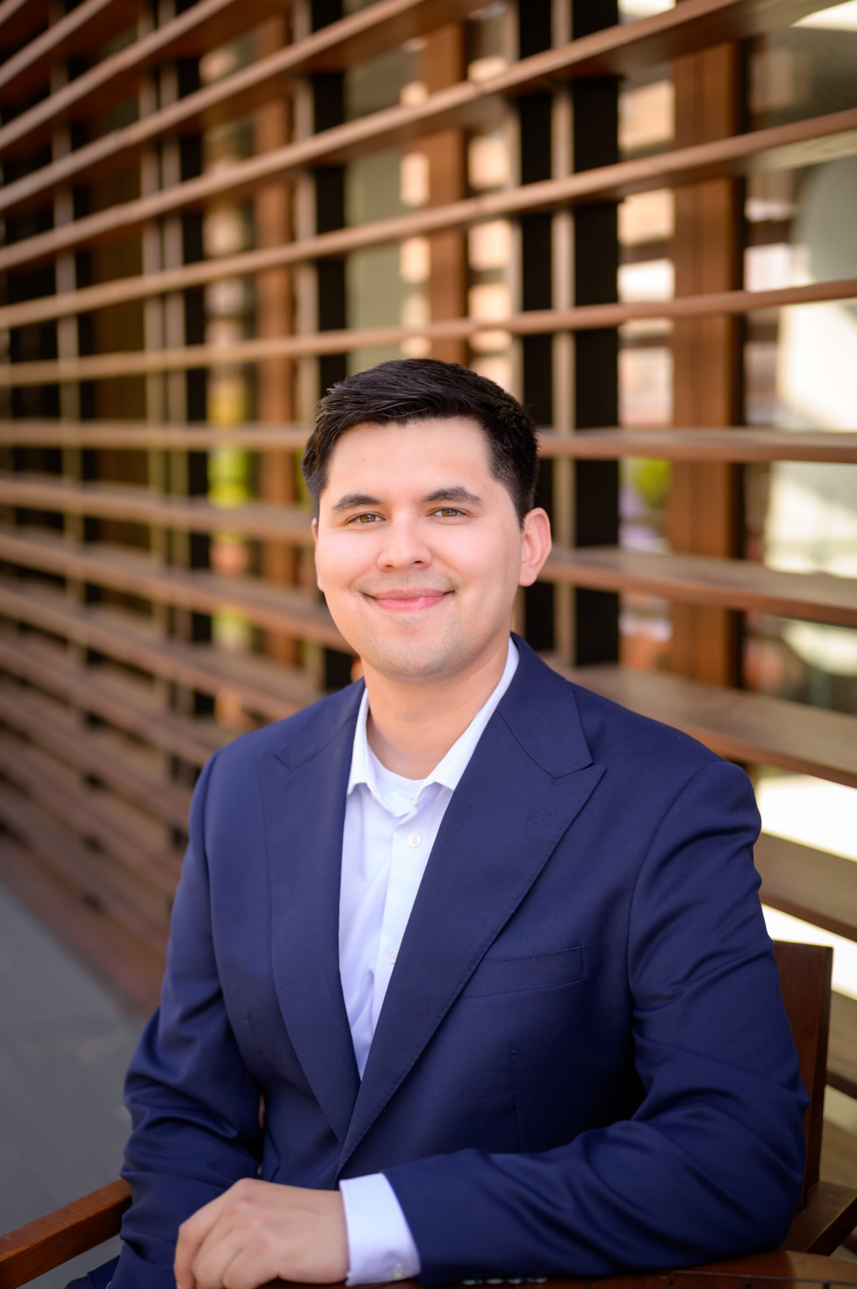 Alejandro Castro ’25 – FLI Research