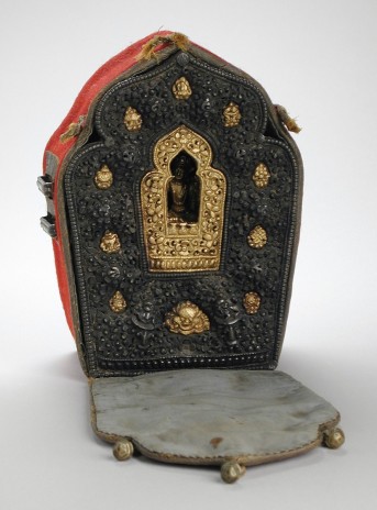 Man’s Portable Amulet Shrine (Gau) with Case and the Bodhisattva Avalokiteshvara